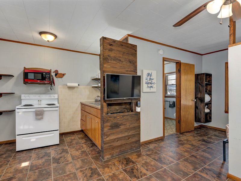 Blue Heron Cabin — photo 4