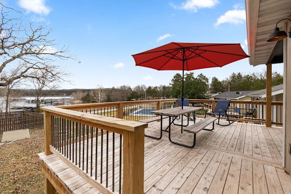 Crest View Cabin